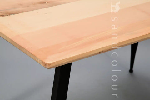 Helen Natural Table -Black Legs -hover