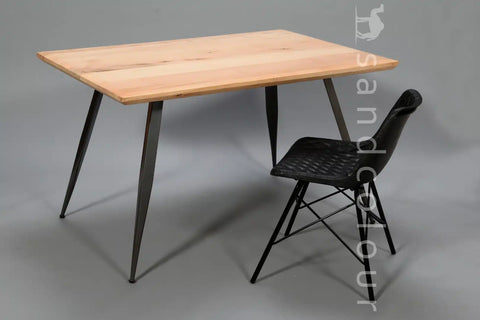 Helen Natural Table - Grey -lifestyle